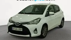 Blanco Usado 2015 Toyota Yaris Active Utilitario | 11.350 € (Precio justo)
