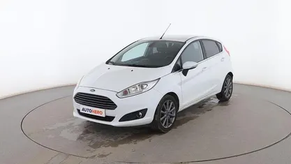 Blanco Usado 2017 Ford Fiesta Titanium Utilitario | 10.399 € (Precio justo)