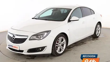 Usado Opel Insignia Selective 136 CV (100 kW) 2017 Blanco Berlina