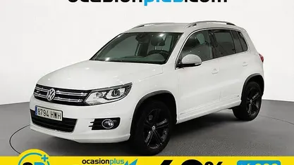 Käytetty VW Tiguan Business 140 HP (102 kW) 2014 Valkoinen Katumaasturi