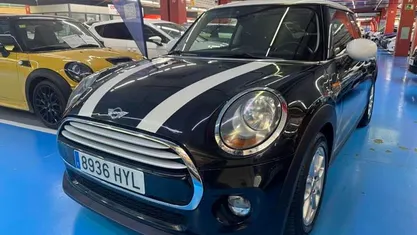 Usado Mini Cooper D 116 CV (85 kW) 2014 Negro Utilitario