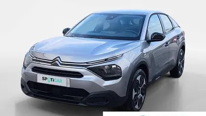 Gris Nuevo 2025 Citroën C4 PureTech Berlina | 22.900 € (Precio justo)