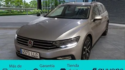 Usado VW Passat Executive 150 CV (110 kW) 2020 Gris plata Familiar
