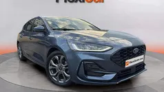Usado 2023 Ford Focus ST-Line Berlina | 17.470 € (Precio justo)