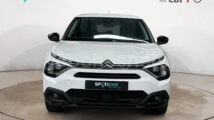 Blanco Usado 2024 Citroën C4 Berlina | 19.890 € (Precio justo)
