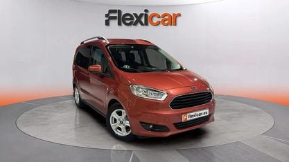 Usado Ford Tourneo Courier Titanium 102 HP (75 kW) 2016 Vermelho Monovolume