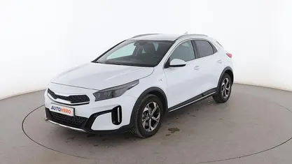 Usado Kia XCeed 140 CV (102 kW) 2024 Blanco SUV
