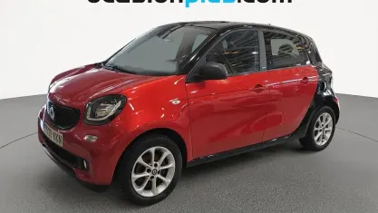 Usado Smart ForFour Passion 90 CV (66 kW) 2018 Negro Utilitario