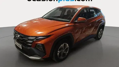 Naranja Usado 2025 Hyundai Tucson SUV | 23.591 € (Buen precio)