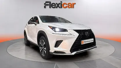Usado Lexus NX300h Business Edition 197 CV (144 kW) 2021 Blanco SUV