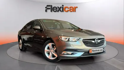 Usado Opel Insignia Excellence 140 CV (102 kW) 2018 Gris Berlina