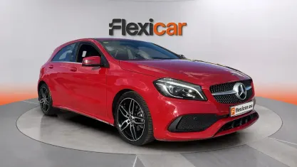 Begagnad Mercedes A200 139 HK (102 kW) 2018 Röd Sedan