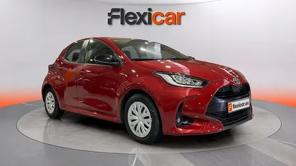 Usado Toyota Yaris Hybrid Active 116 CV (85 kW) 2023 Utilitario