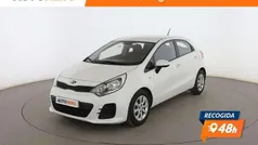 Usado 2015 Kia Rio Berlina | 8499 € (Precio justo)