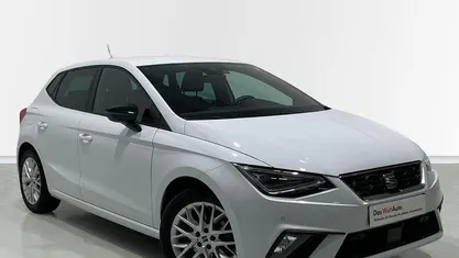 Usado Seat Ibiza FR 115 CV (84 kW) 2024 Blanco Utilitario