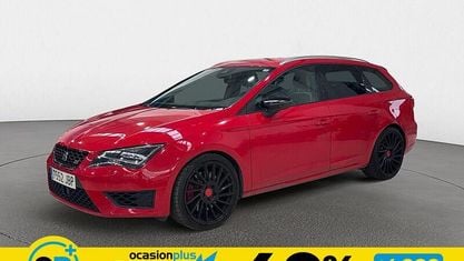Używany Seat Leon CUPRA 280 KM (205 kW) 2014 Czerwony Minivan