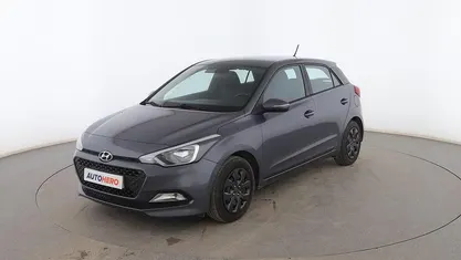 Gris Usado 2017 Hyundai i20 Utilitario | 10.199 € (Precio justo)