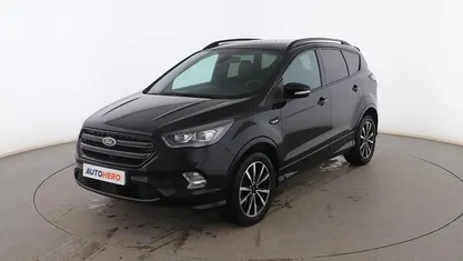 Usado Ford Kuga ST-Line 150 CV (110 kW) 2018 Negro SUV