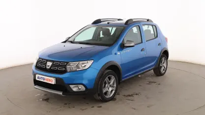 Usado Dacia Sandero Stepway 90 CV (66 kW) 2018 Azul Berlina