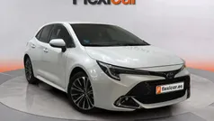 Blanco Usado 2023 Toyota Corolla Active Berlina | 22.490 € (Precio justo)