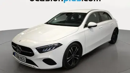 Usado Mercedes A180 136 CV (100 kW) 2025 Blanco Utilitario