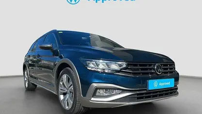 Usado VW Passat Alltrack 272 CV (200 kW) 2020 Azul Familiar