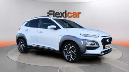 Usado Hyundai Kona 120 CV (88 kW) 2020 Blanco SUV