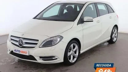 Blanco Usado 2014 Mercedes B180 Monovolumen | 13.699 € (Buen precio)