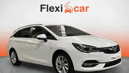 Usado Opel Astra 105 CV (77 kW) 2020 Familiar