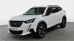 Blanco Usado 2022 Peugeot 2008 Allure SUV | 14.628 € (Buen precio)
