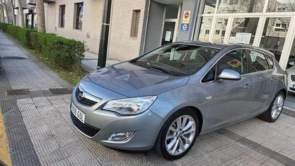 Usado Opel Astra Cosmo 125 CV (91 kW) 2009 Utilitario