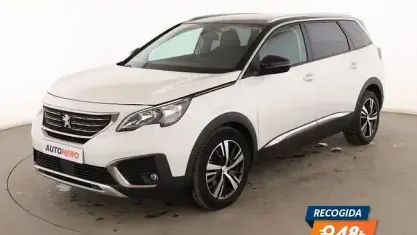 Usado Peugeot 5008 Allure 130 CV (95 kW) 2019 Blanco SUV