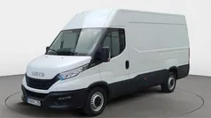 Blanco Usado 2022 Iveco Daily Berlina | 21.900 € (Buen precio)