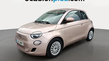 Usado Fiat 500e 86 kW (118 CV) 2023 Rosa Utilitario