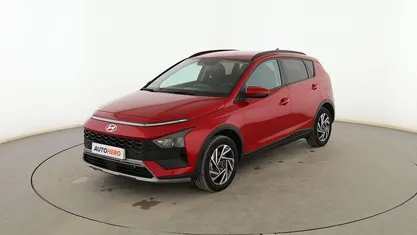 Usado Hyundai Bayon 101 CV (74 kW) 2024 Rojo SUV