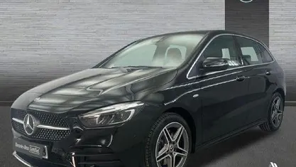 Usado Mercedes B250e AMG line 218 CV (160 kW) 2025 Monovolumen
