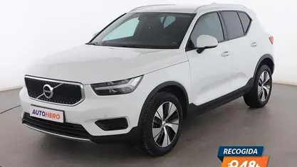 Usado Volvo XC40 Momentum 163 CV (119 kW) 2021 Blanco SUV