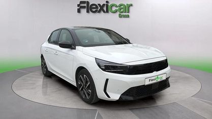 Usado Opel Corsa S 101 HP (74 kW) 2024 Branco Sedan