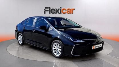 Usado Toyota Corolla Active 125 HP (91 kW) 2023 Preto Sedan