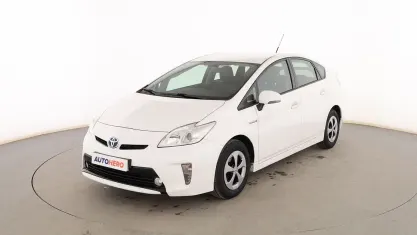 Usado Toyota Prius Advance 136 CV (100 kW) 2015 Blanco Berlina