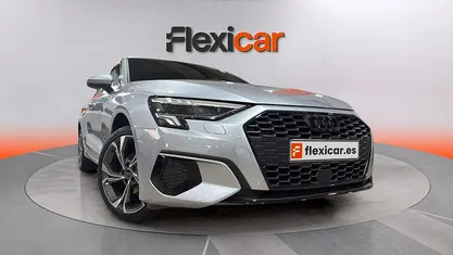 Usado Audi A3 Premium 110 CV (80 kW) 2023 Gris Berlina