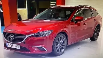 Begagnad Mazda 6 Luxury 175 HK (128 kW) 2016 Röd Kombi