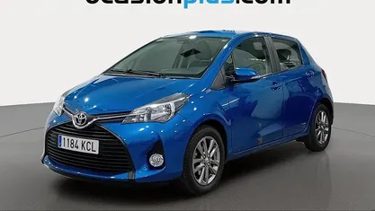 Usado 2017 Toyota Yaris Active Utilitario | 9621 € (Precio justo)