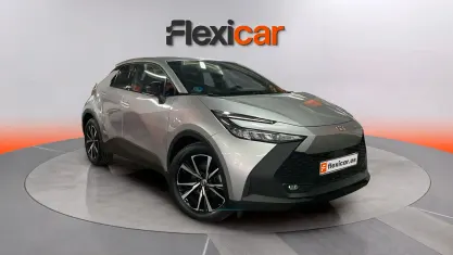 Usado Toyota C-HR Active 140 CV (102 kW) 2024 Gris SUV