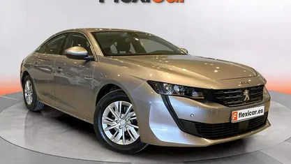 Usado Peugeot 508 Active 132 CV (97 kW) 2021 Gris Berlina