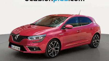 Begagnad Renault Mégane Zen 140 HK (102 kW) 2019 Röd Halvkombi