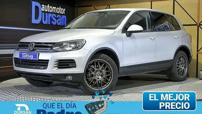 Begagnad VW Touareg Terrain Tech 245 HK (180 kW) 2012 Grå SUV