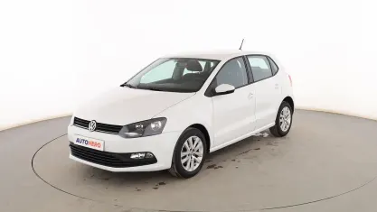Usado VW Polo 75 CV (55 kW) 2015 Blanco Berlina