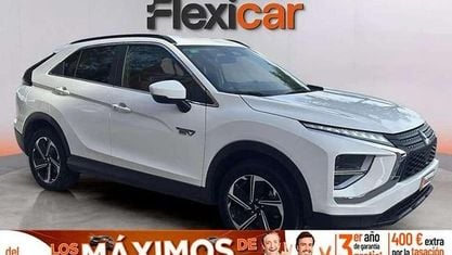 Usado Mitsubishi Eclipse Cross Motion 188 CV (138 kW) 2022 Blanco SUV