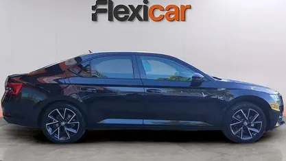 Usado Skoda Superb SportLine 218 CV (160 kW) 2023